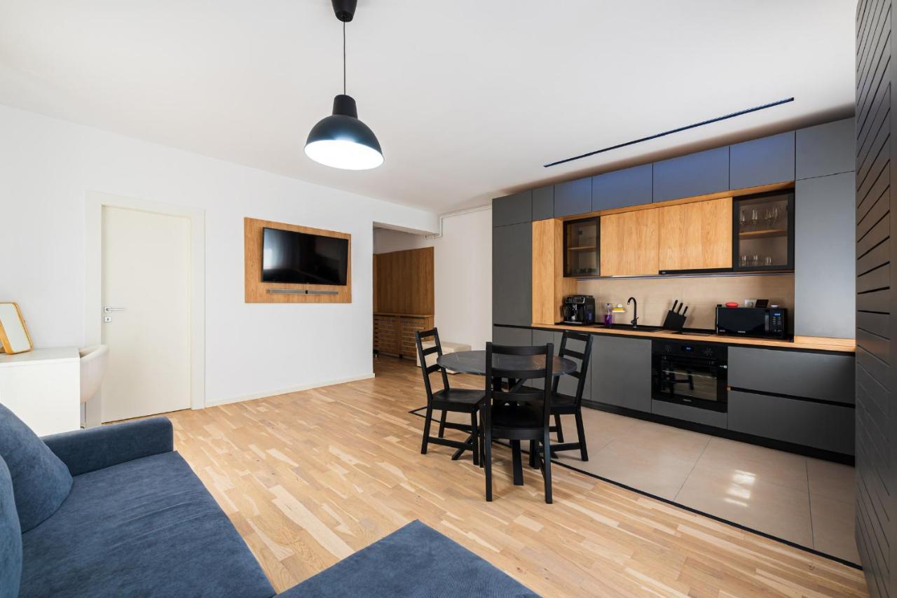 Sara - Stylish Apt With Balcony Near Piata Obor Bucarest Exterior foto